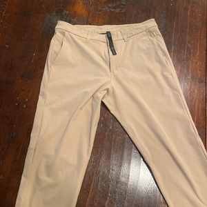 lululemon khaki pants 32x29